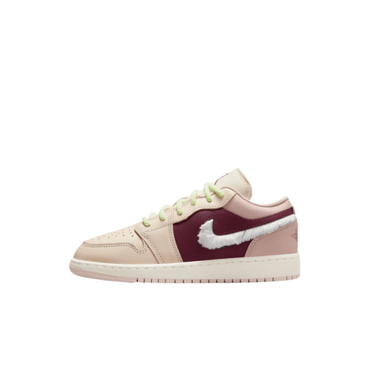Jordan 1 Low SE "Fur Swoosh"